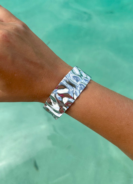 Crinkle Wave Bangle